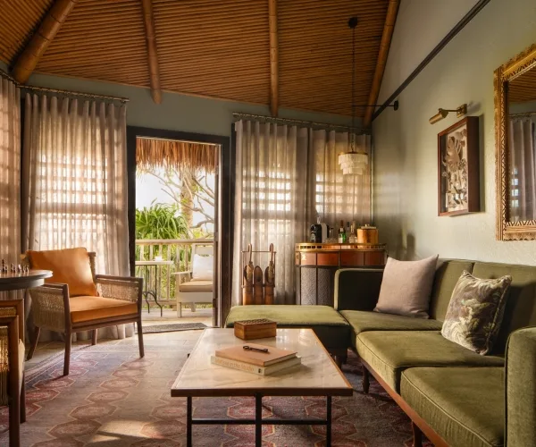 The Dining Room at Little Palm Island — photo 4