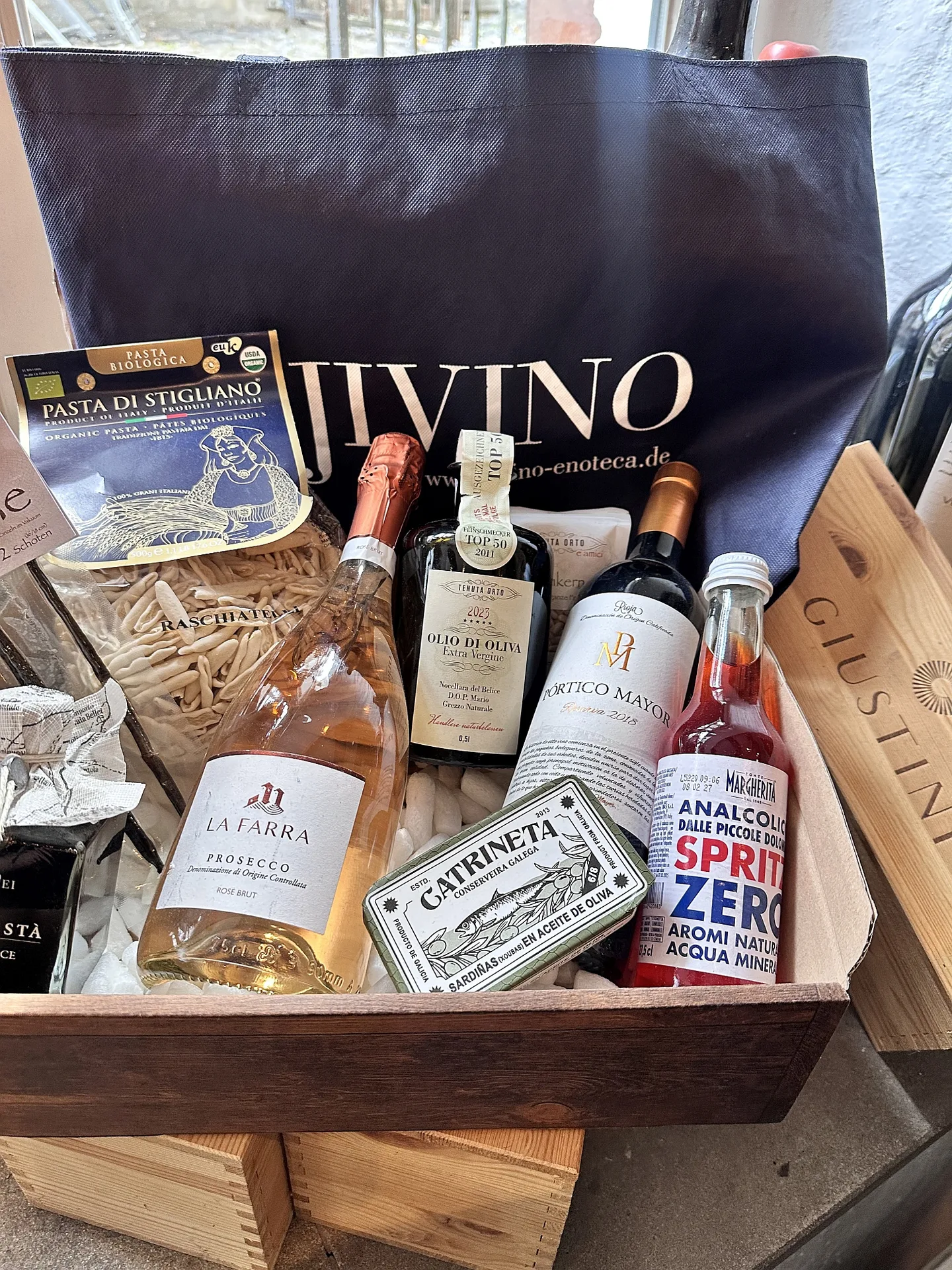 Jivino Enoteca — photo 30