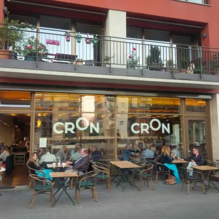 Cron am Hafen — atmosphere