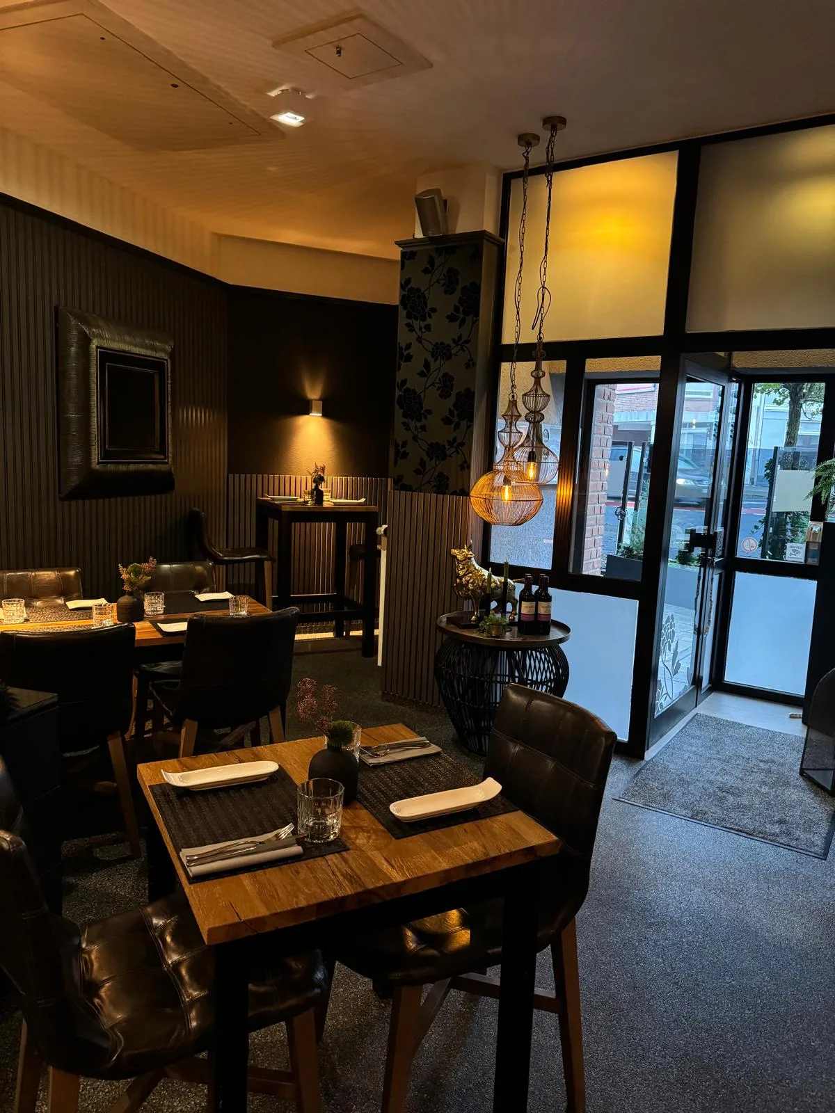 Restaurant Sonderbar — photo 41