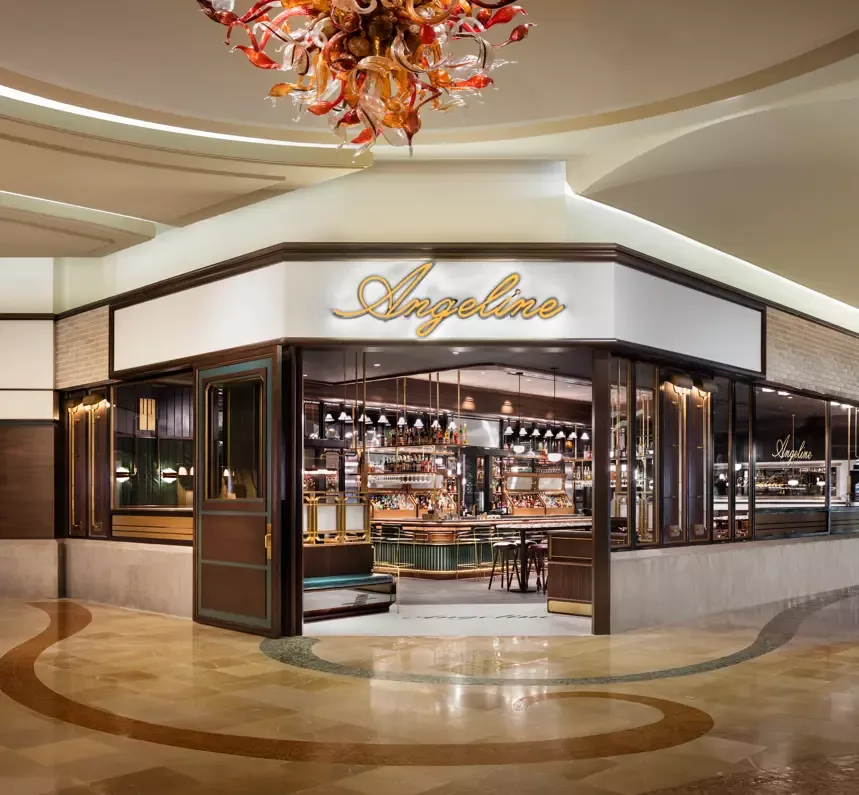 Angeline by Michael Symon — atmosphere