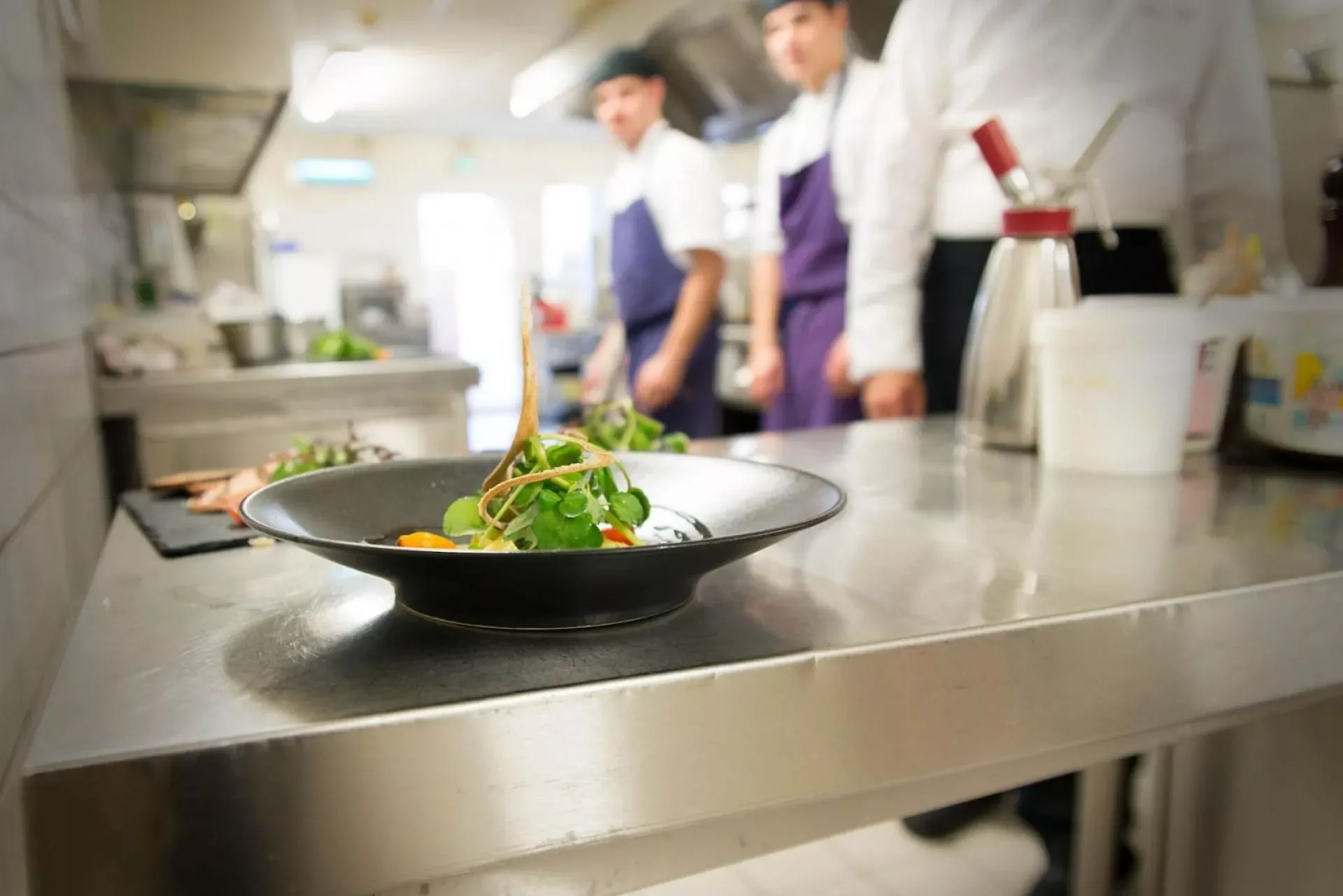 Le Lucullus — kitchen