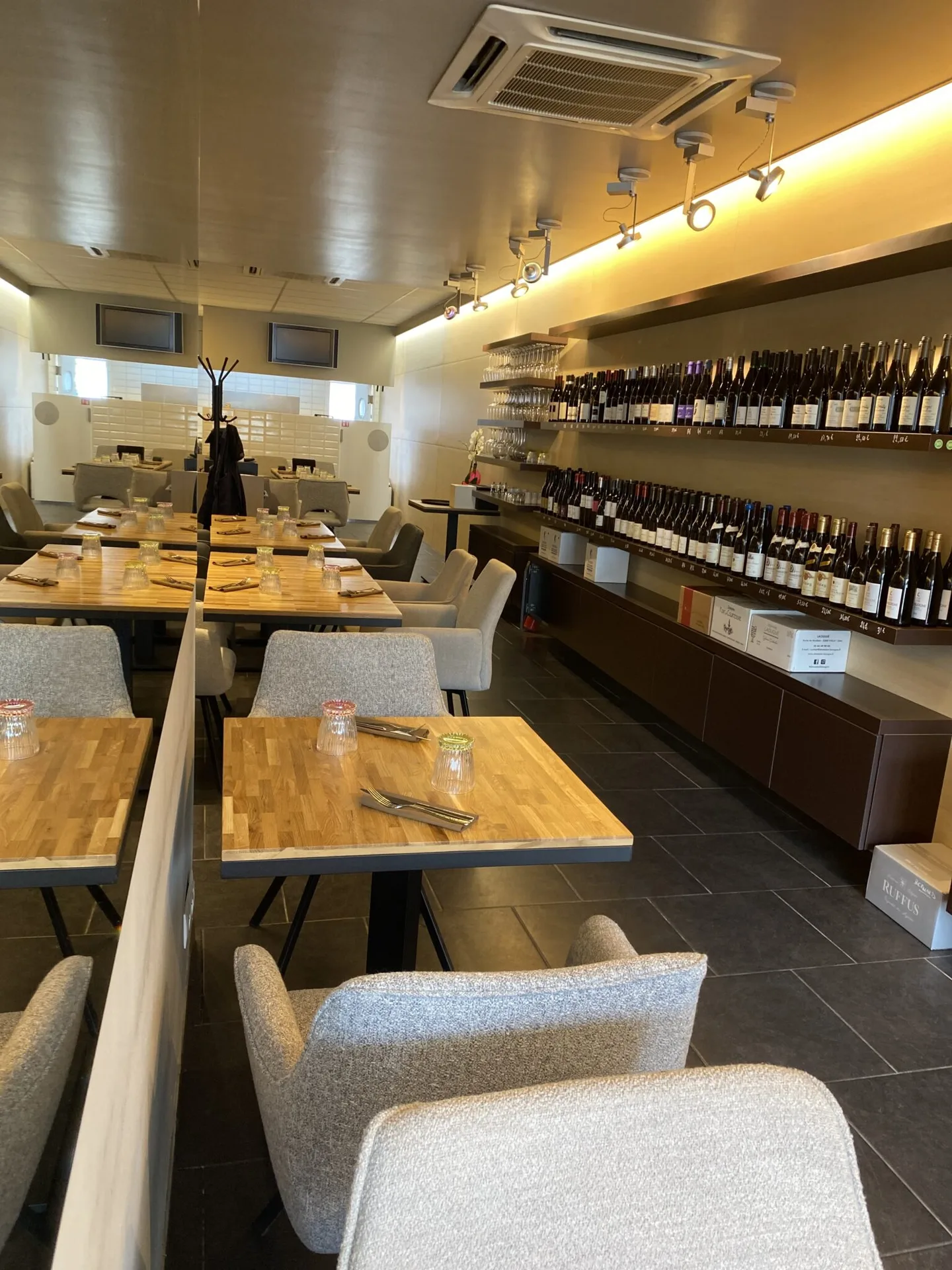 Table et Vin — photo 28