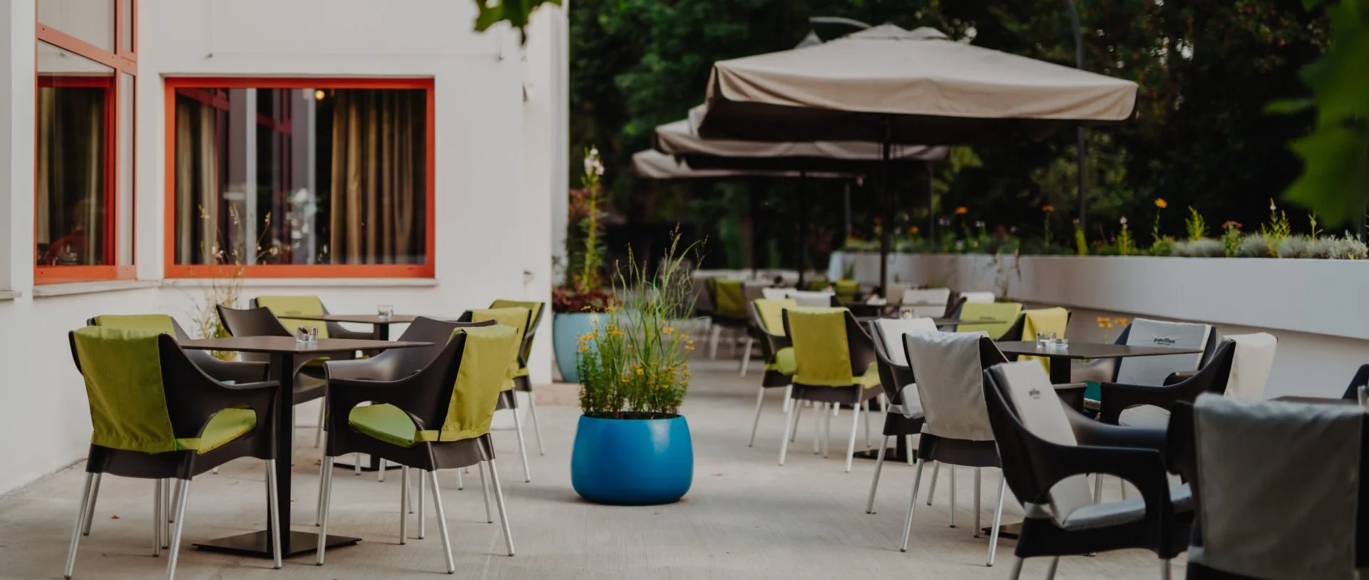 Pavillon Steak House — atmosphere