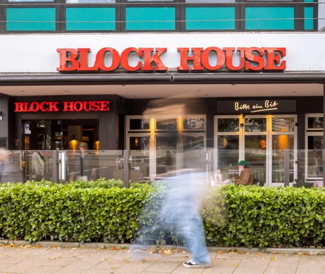 BLOCK HOUSE Hamburg Bergedorf — atmosphere