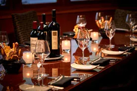 JW Steakhouse — atmosphere