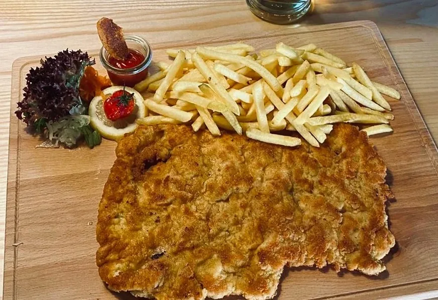 Restaurant Zu den Drei Kronen — photo 22