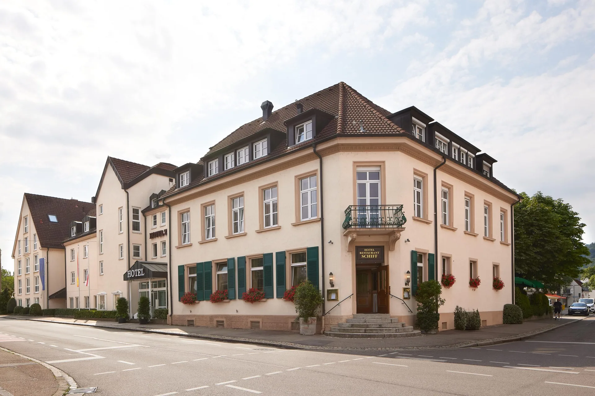 Hotel Zum Schiff - Restaurant — photo 43