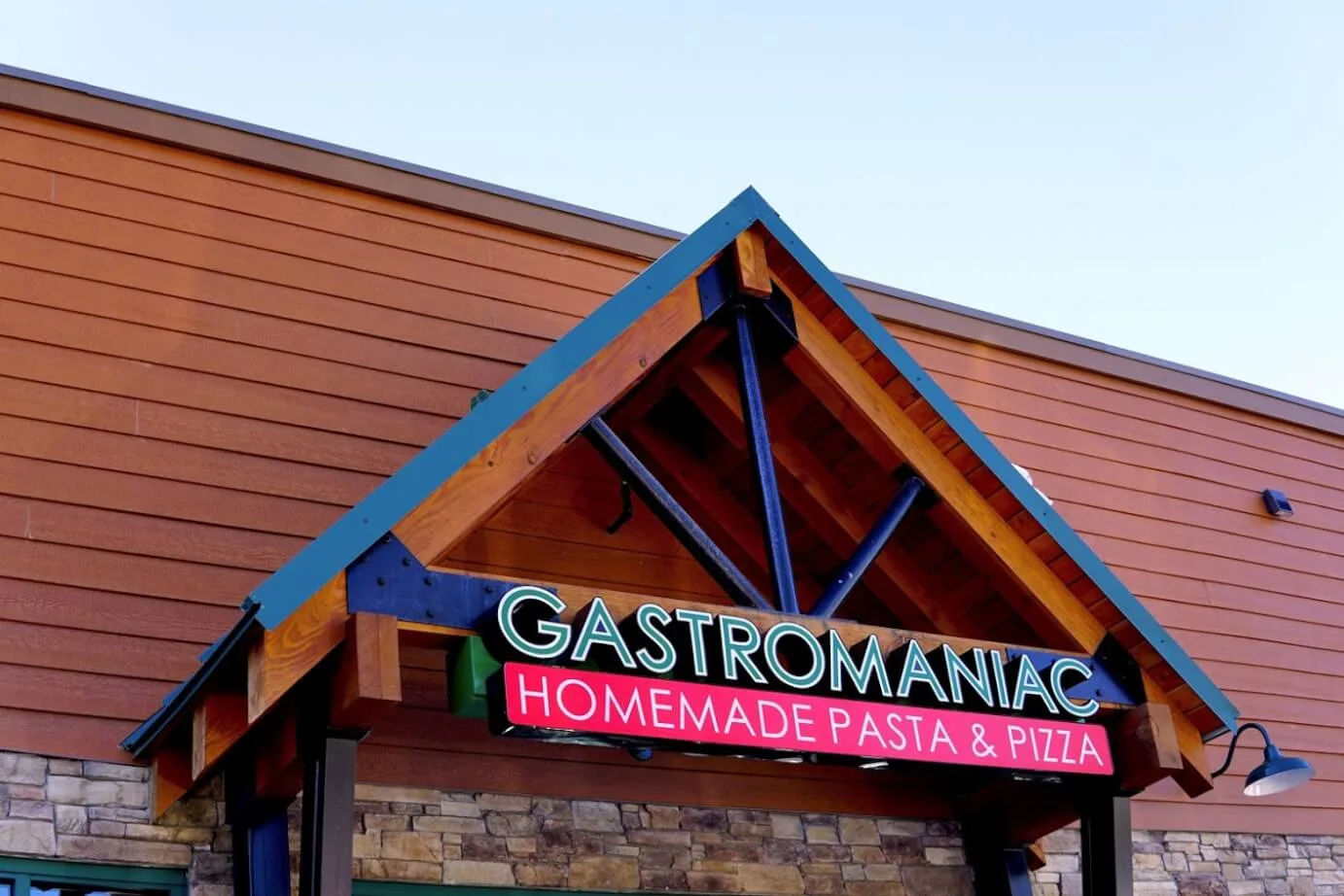 Gastromaniac — atmosphere
