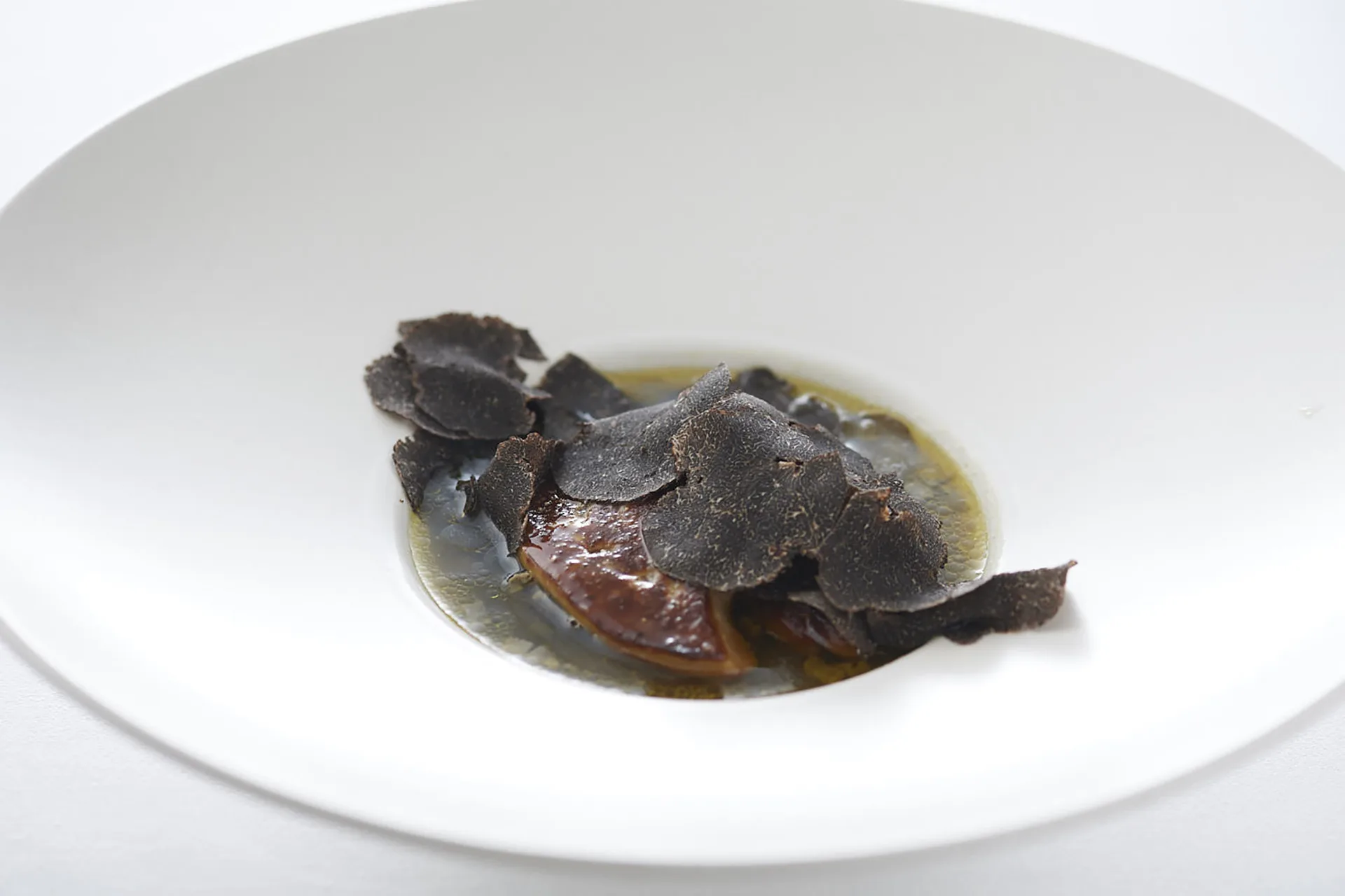Les Chanterelles — food
