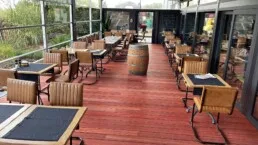 La Marelle Café — atmosphere