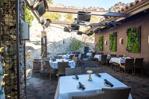 La Quinta Cliffhouse Grill and Bar — photo 9