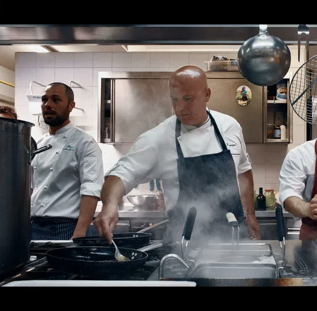 Rosso di Sera — kitchen