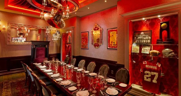 Jeff Ruby's Steakhouse — atmosphere