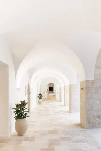 Pamparigouste - Le Couvent des Minimes — atmosphere