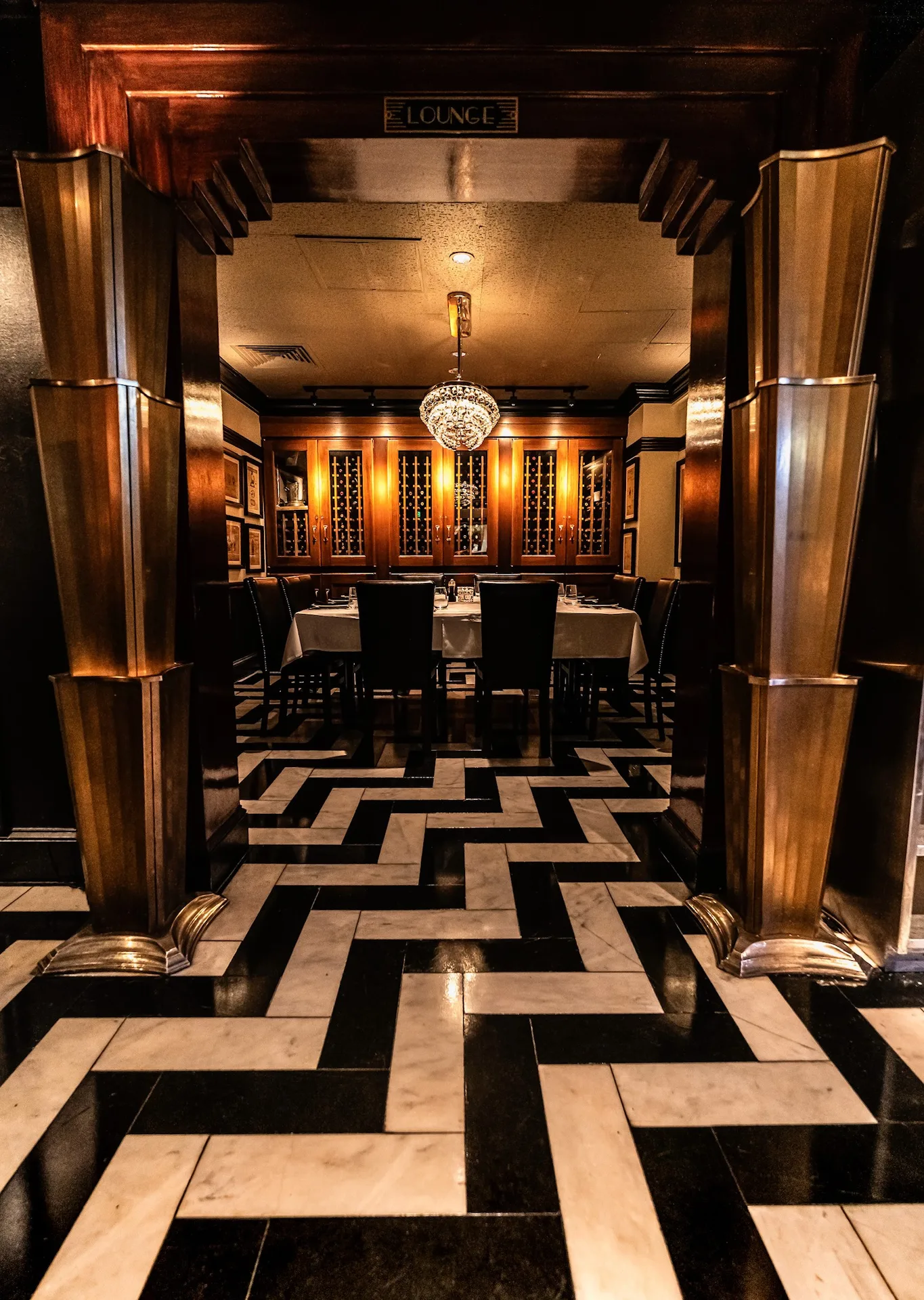 Osso Steakhouse — atmosphere