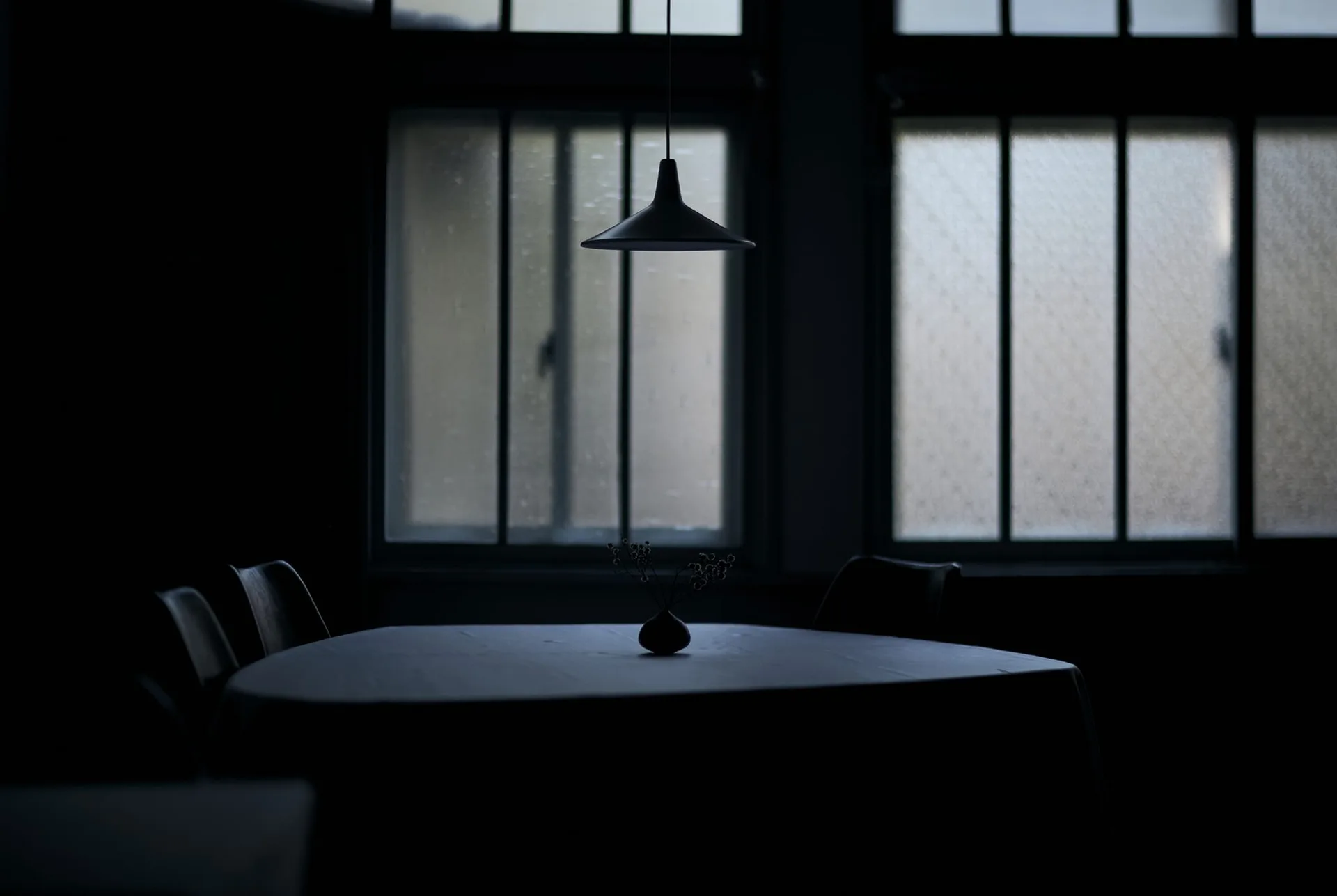 Installation Table ENSO L'asymetrie du calme — photo 16