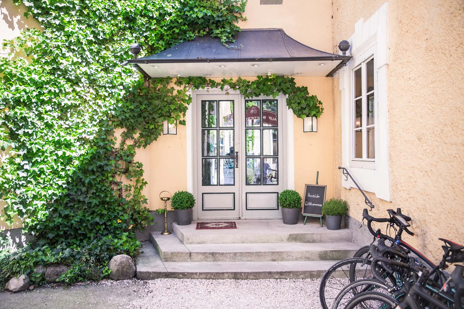 Gasthof Schloss Aigen — photo 37