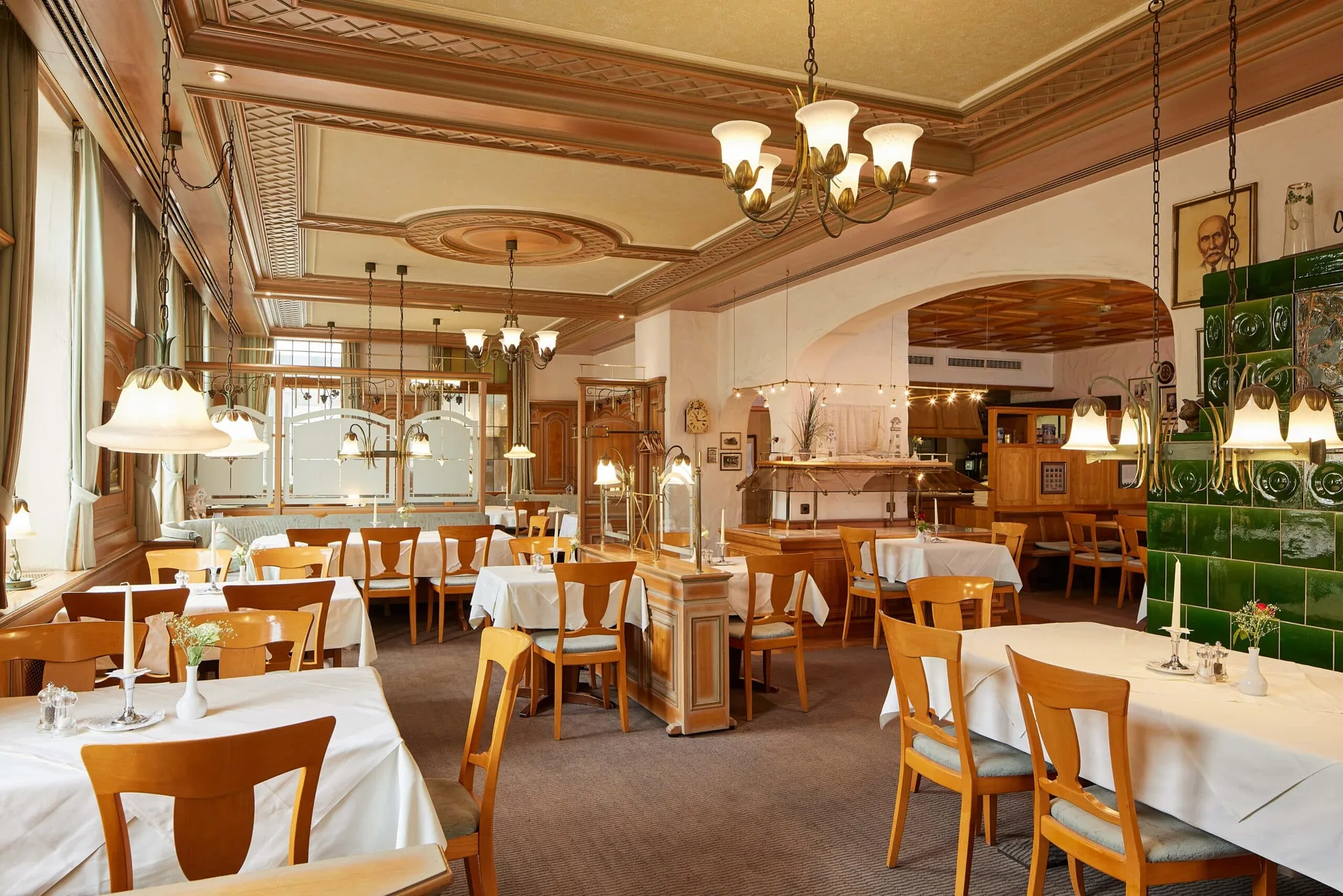 Hotel Zum Schiff - Restaurant — photo 41