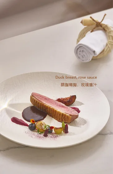 Thomas Chien Restaurant — photo 11