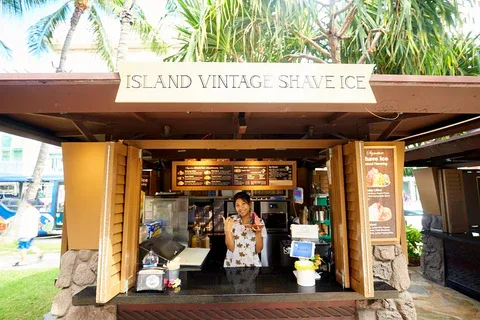 Island Vintage Wine Bar — photo 16