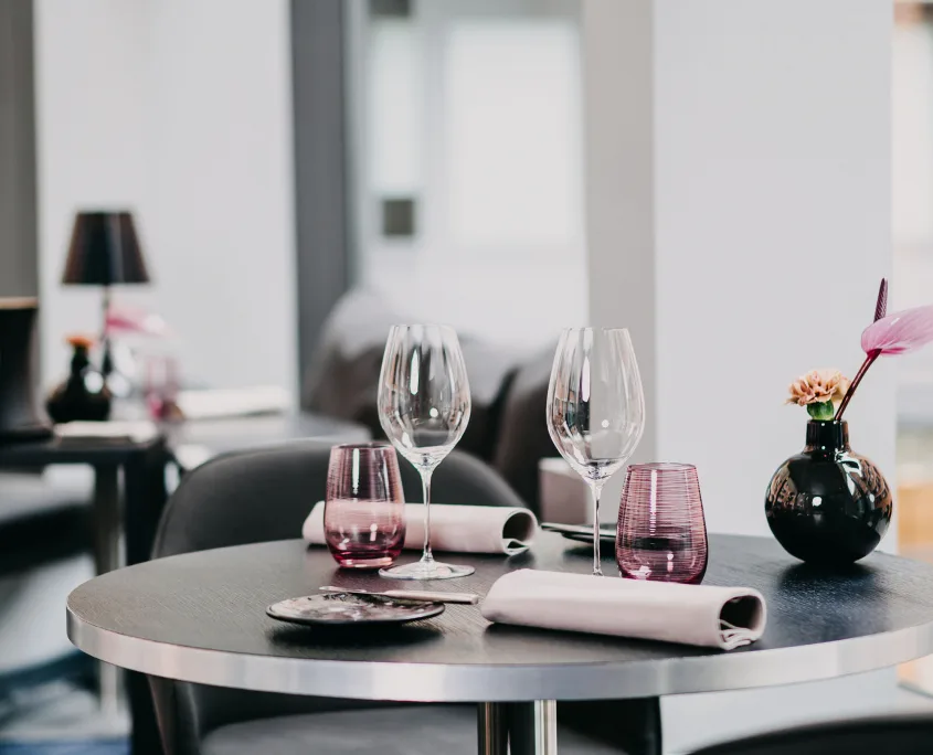 Brasserie Les Deux — atmosphere
