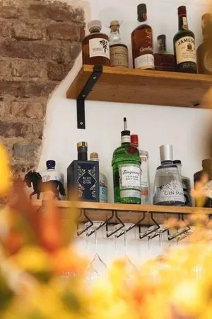 Ross &amp; Reiter Gastro Bar — photo 8