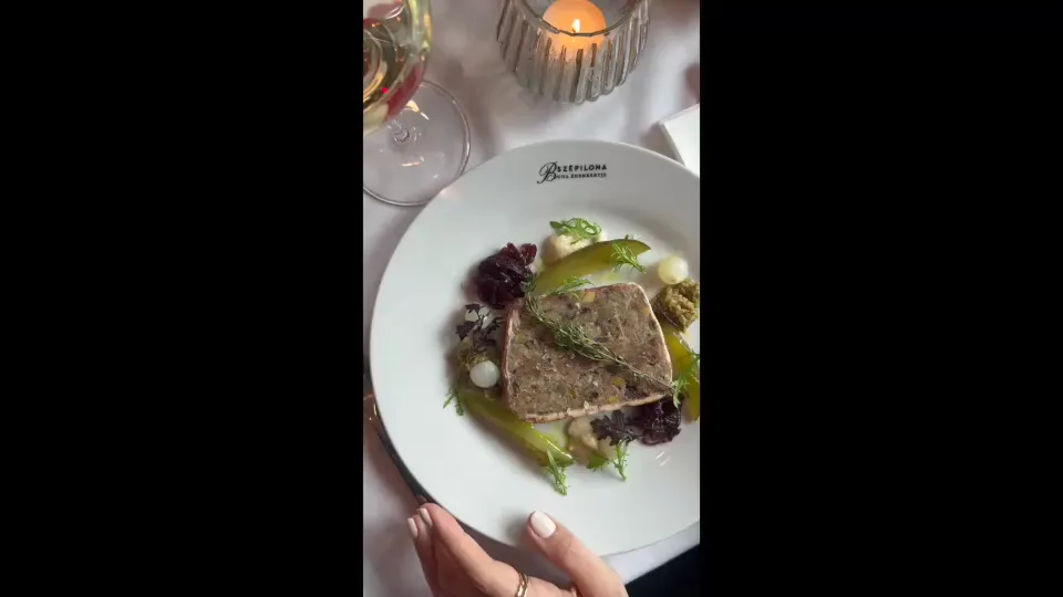 Szépilona Bisztró — food