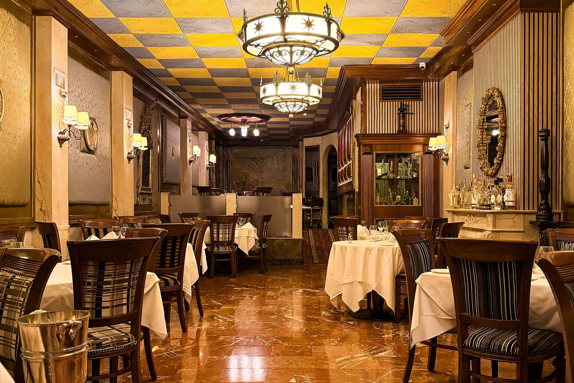La Famiglia Ristorante — photo 27