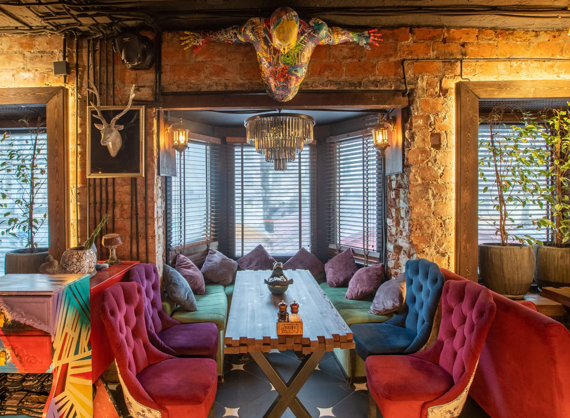 Restaurant Inside — photo 30