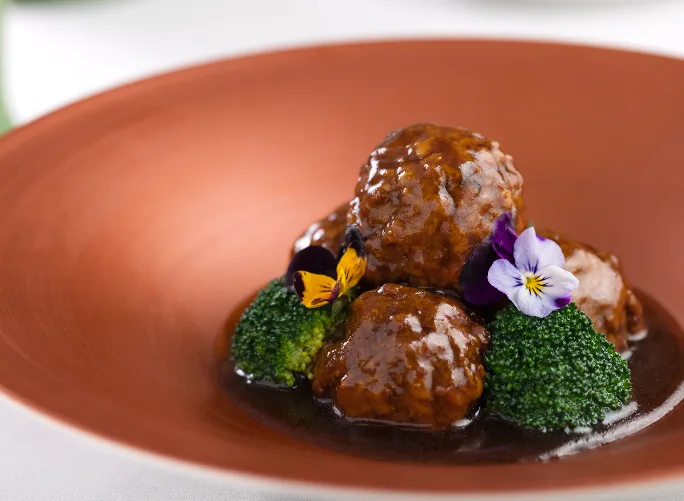 Royal China Club — food