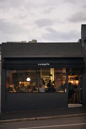 Templo — atmosphere