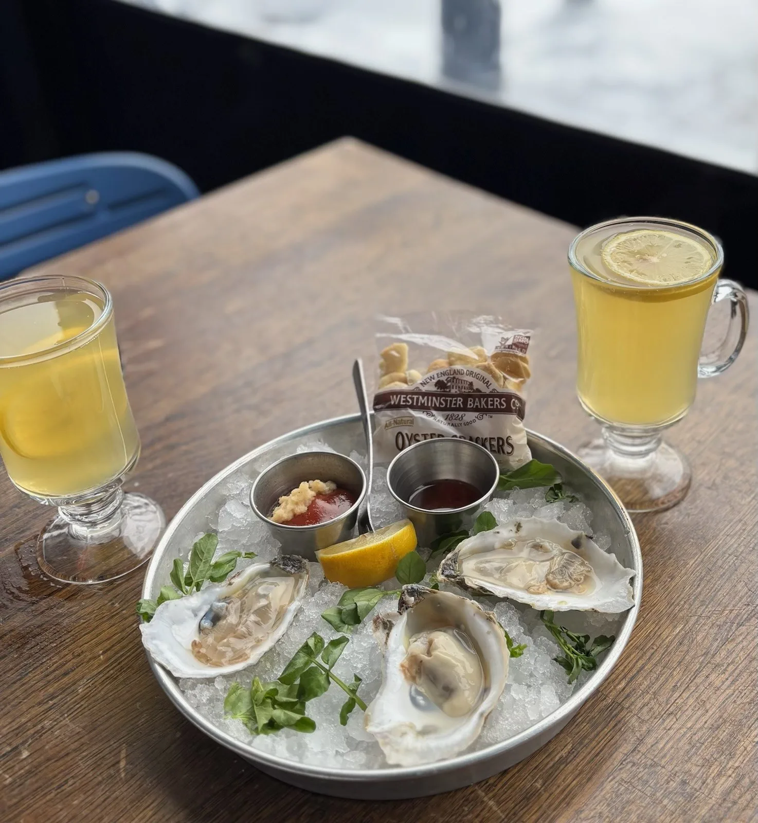 Hank’s Oyster Bar — photo 11