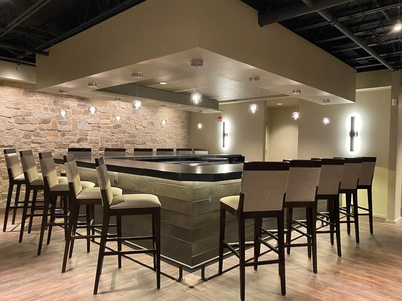 Echelon Wine Bar, Leesburg