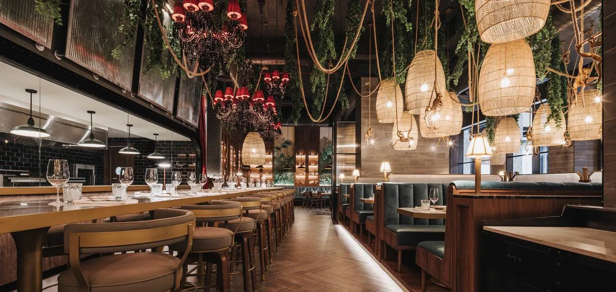 Brandos Restaurant — photo 7