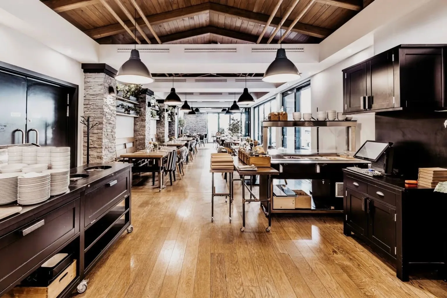 Season Restaurant — photo 101