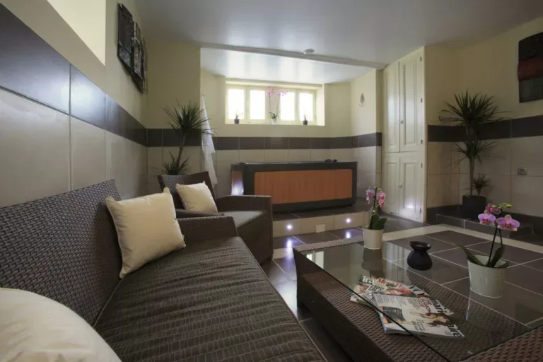 Villa Pinewood, Castres