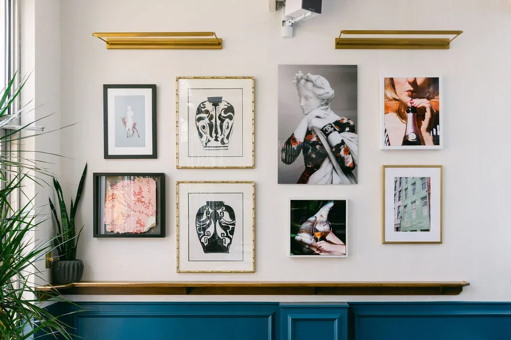 Nouvelle Bar & Bottle — atmosphere