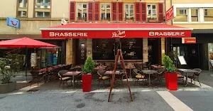 Brasserie Le Jura — atmosphere
