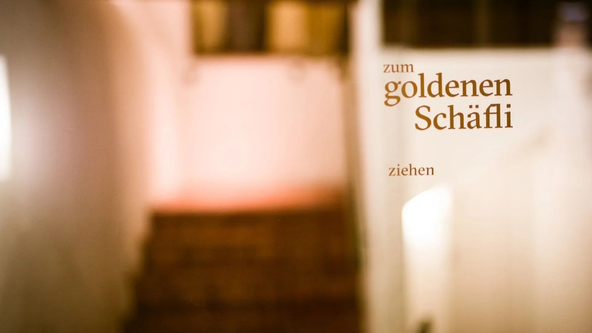 Zum Goldenen Schäfli — atmosphere