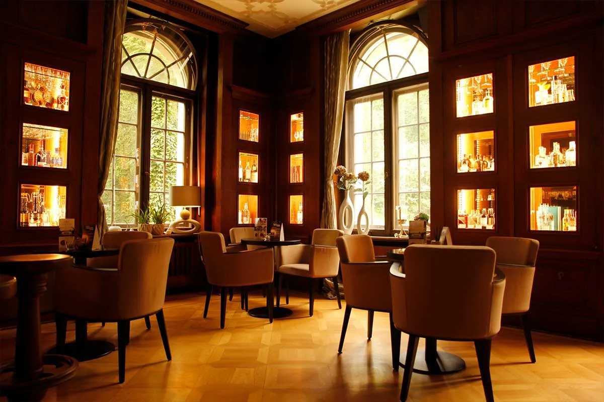 Villa Altenburg — atmosphere