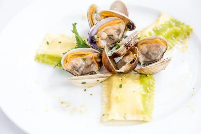 Lo Stuzzichino — food