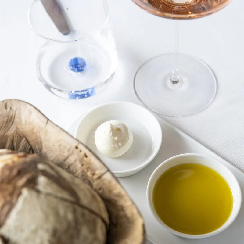 Aquariva — food