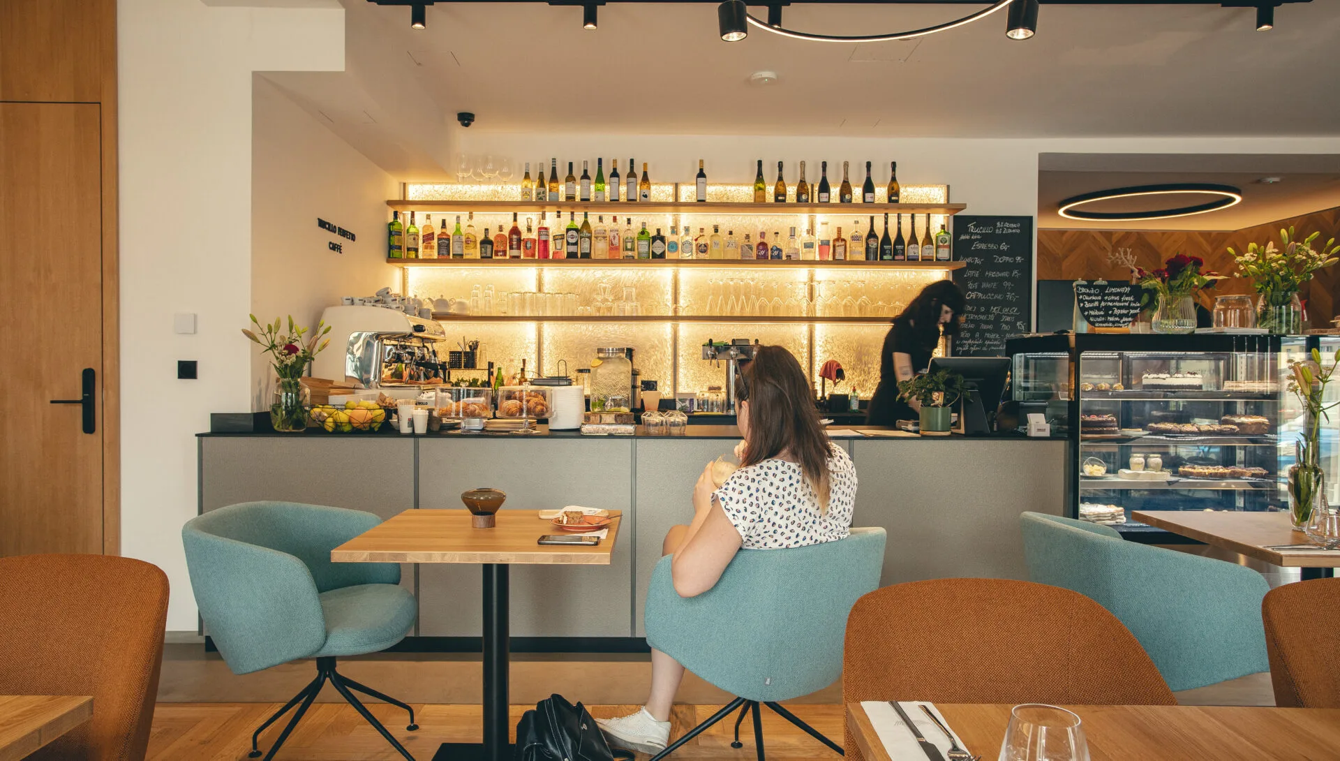 KAVÁRNA & BISTRO BRONZO — photo 16