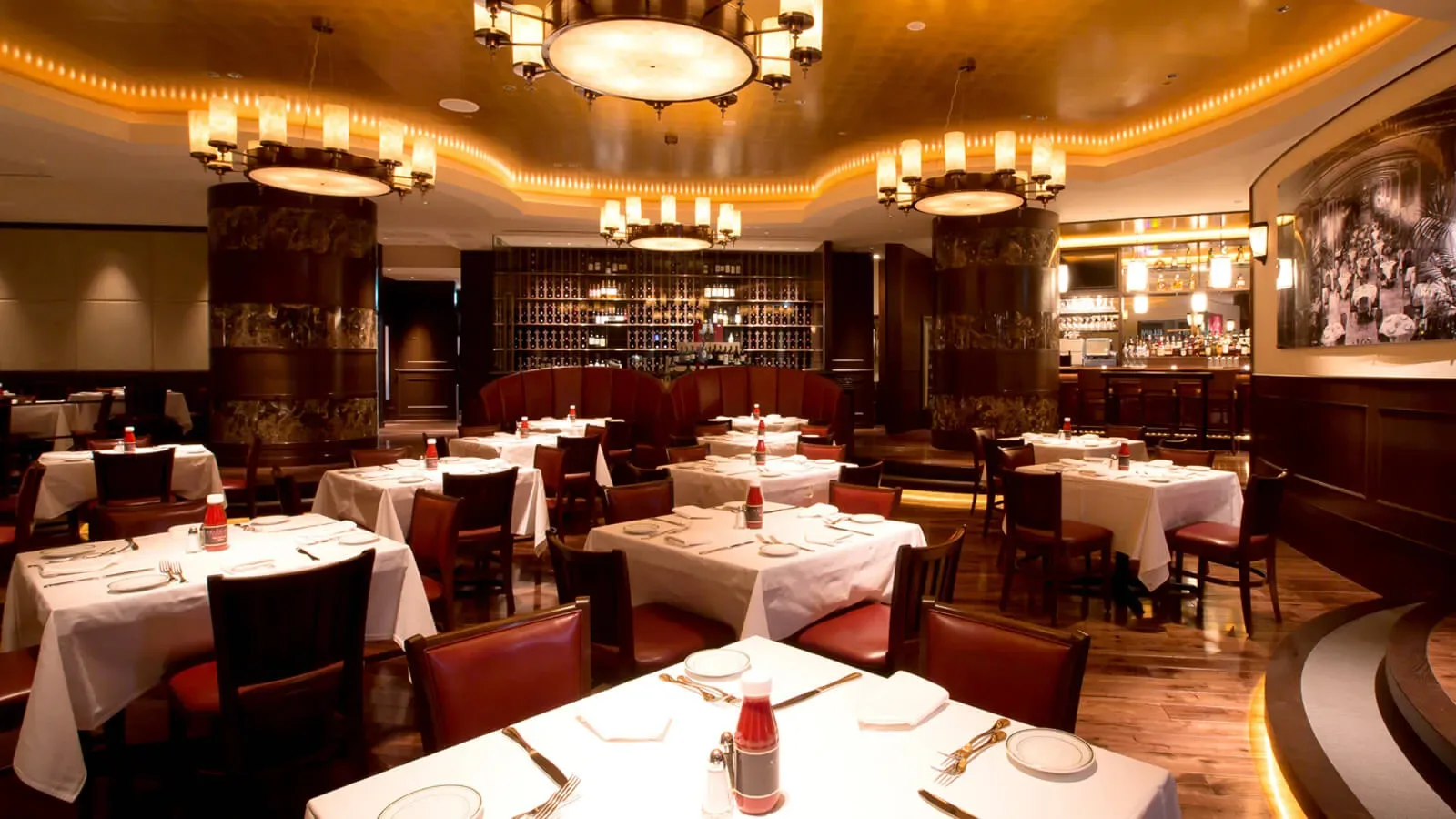 Wolfgang's Steakhouse by Wolfgang Zwiener — photo 15