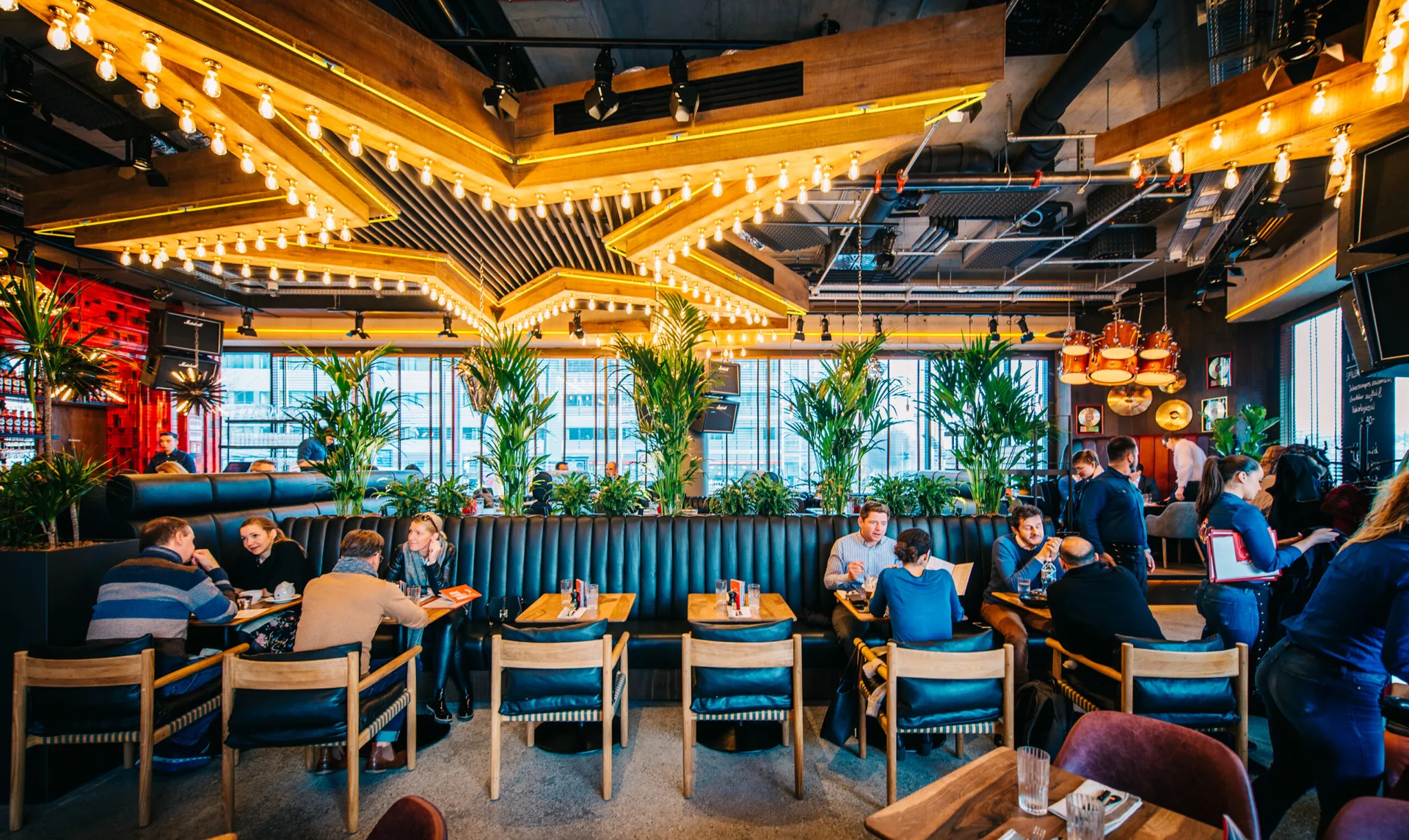 Pierrot Café & Restaurant — photo 79