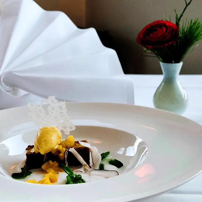 Paris-Moskau — food