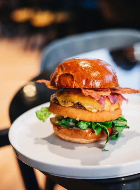Lagarto J&J — food