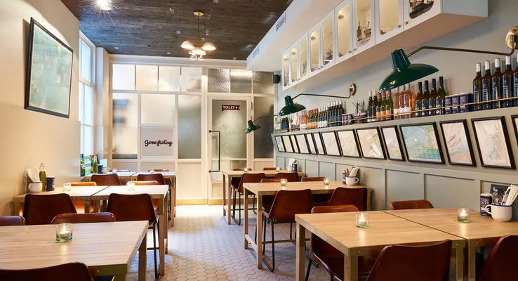 Sea Salt Saloon — photo 16