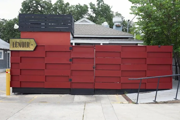 Lenoir — photo 10